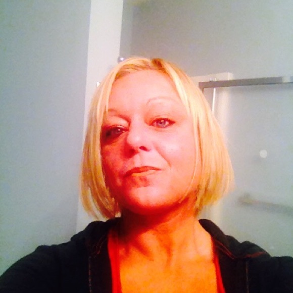 Meet your Posher, Shanin - Picture 1 of 1